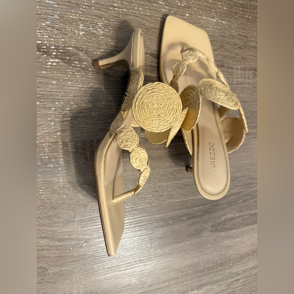 Chic Tan Women's Sandals - Picture 7 of 9